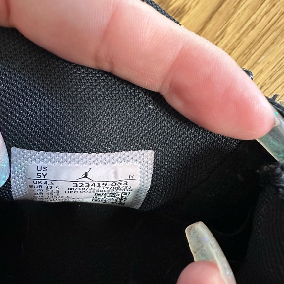 Like New Nike Air Max 5.5y - Picture 3 of 3